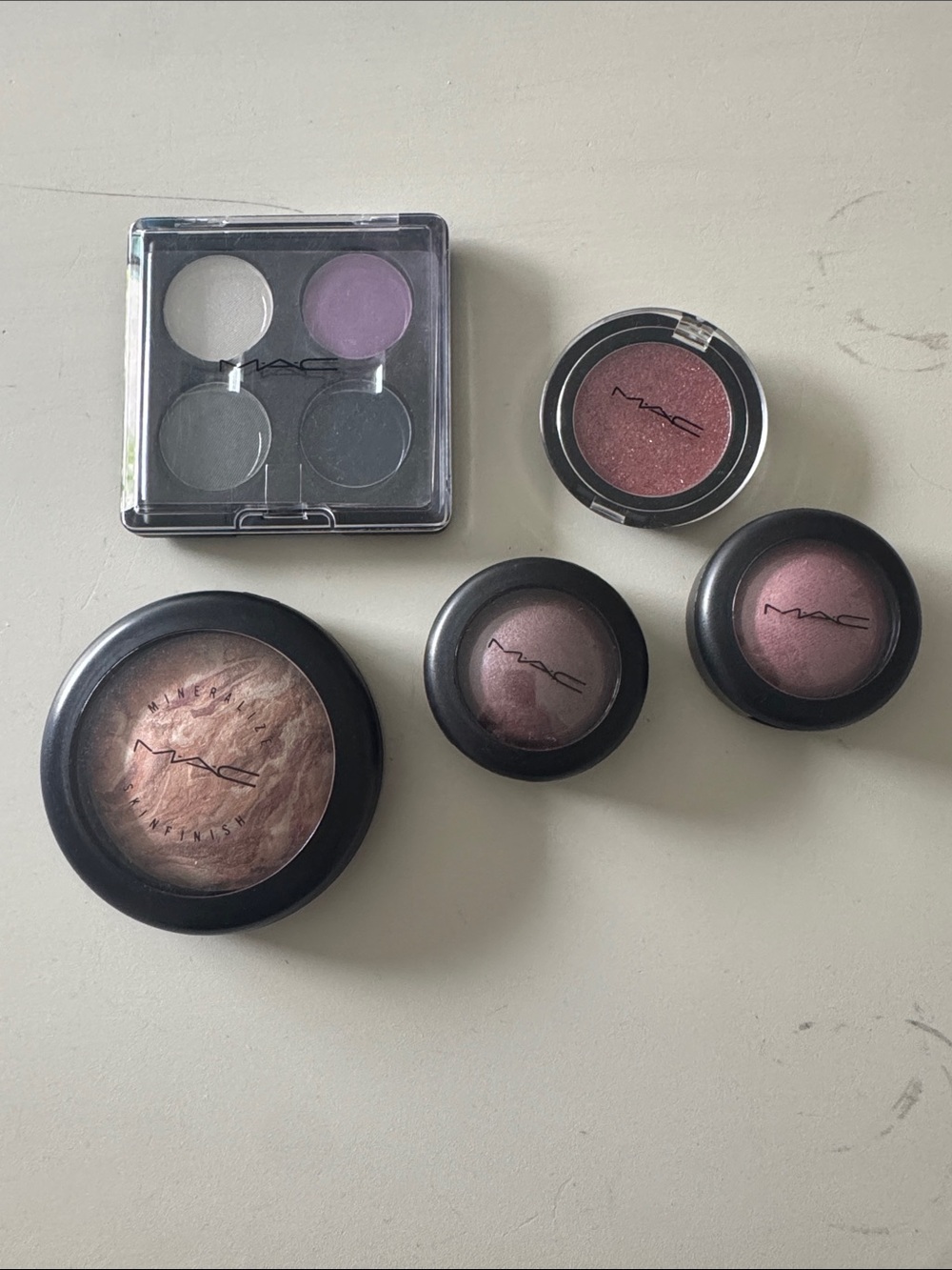 MAC Cosmetics Eyeshadow/Makeup Bundle